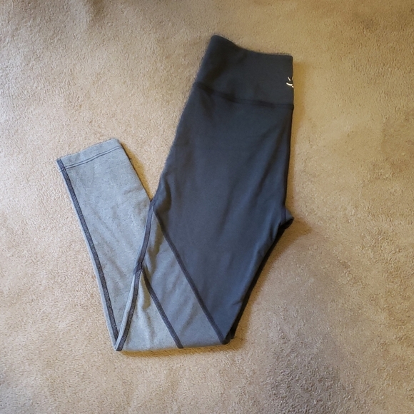 Beyond Yoga Pants - Beyond Yoga 3 Panel Cropped Leggings